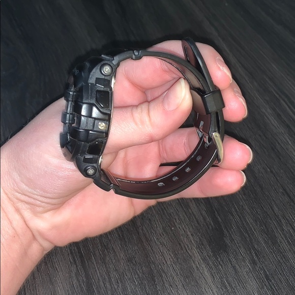 Watch - Picture 3 of 4